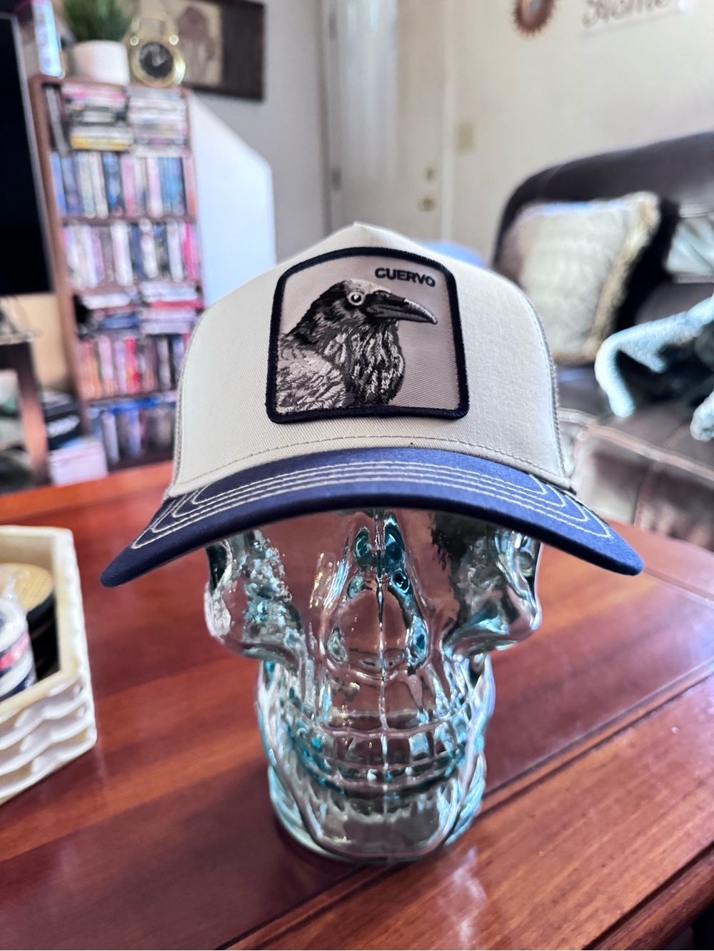 Goorin Bros. “TRICOLOR RAVEN” Cuervo. Mesh SnapBack NWT.